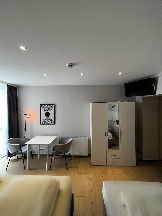 Mala Me Hotel Hannover Ngoại thất bức ảnh