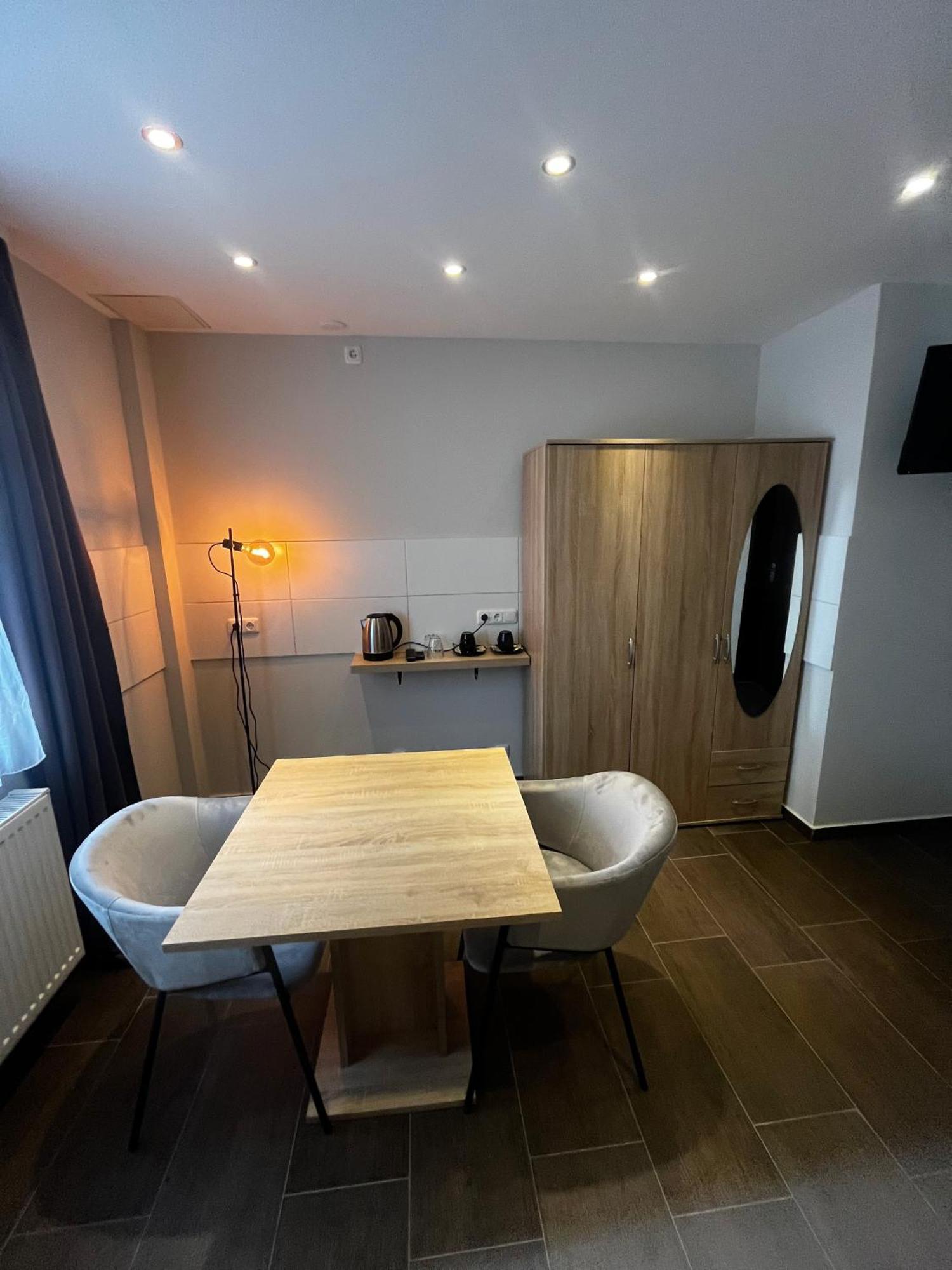 Mala Me Hotel Hannover Ngoại thất bức ảnh