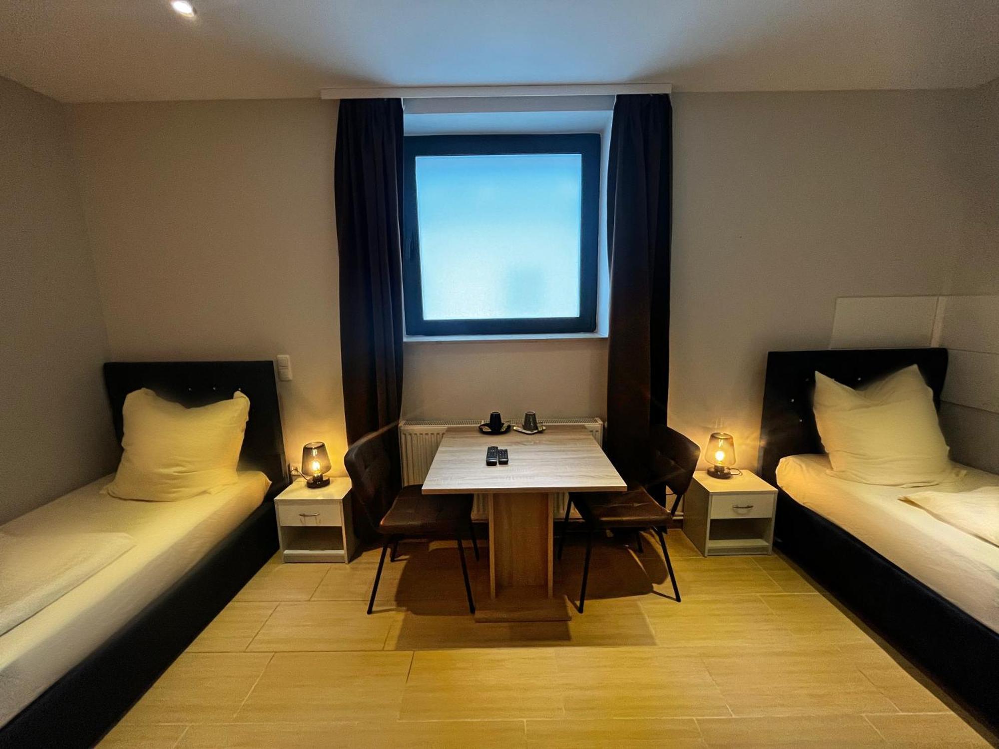 Mala Me Hotel Hannover Ngoại thất bức ảnh